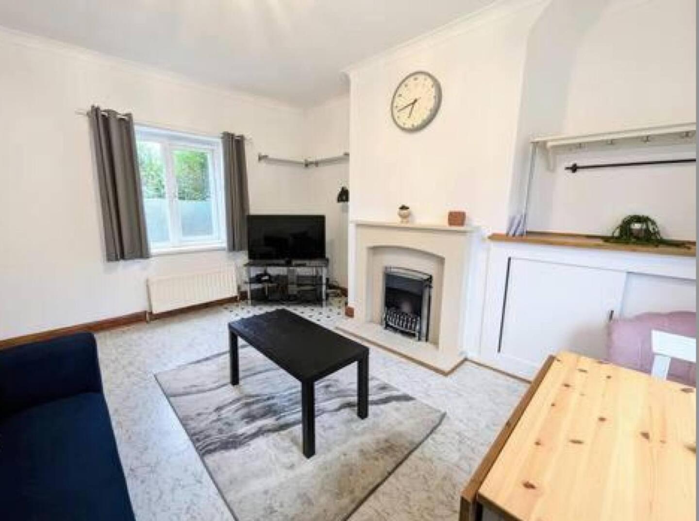 2 Bedroom Home With Driveway Close To Quayside Gateshead Exterior foto